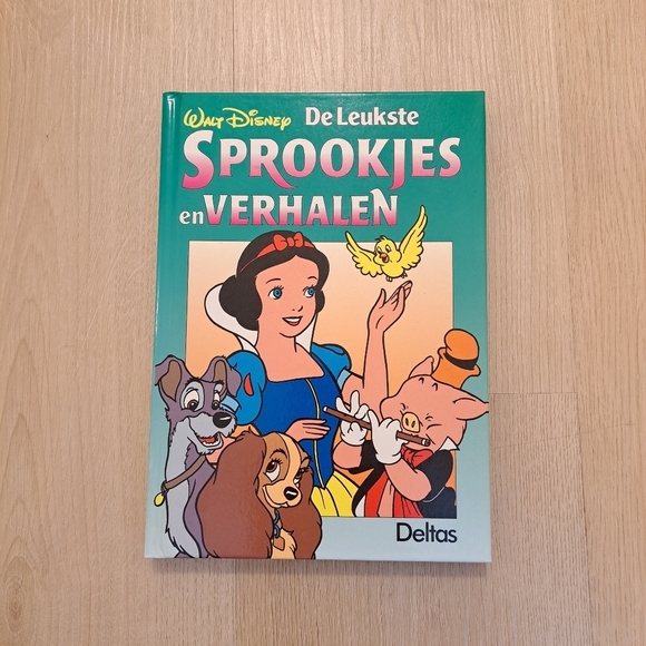 Walt Disney Fairytales 1990 In Dutch De Leukste Sprookjes en Verhalen Book - Picture 1 of 4